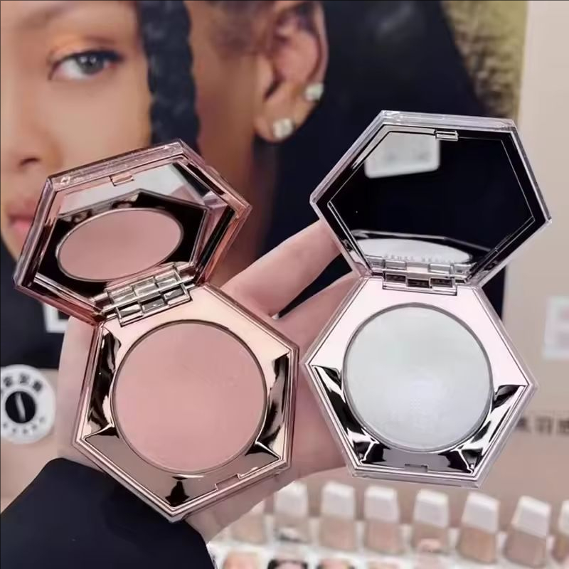 Fenty Beauty Portable Setting  - đánh giá và giá Fenty Beauty Makeup Highlighter