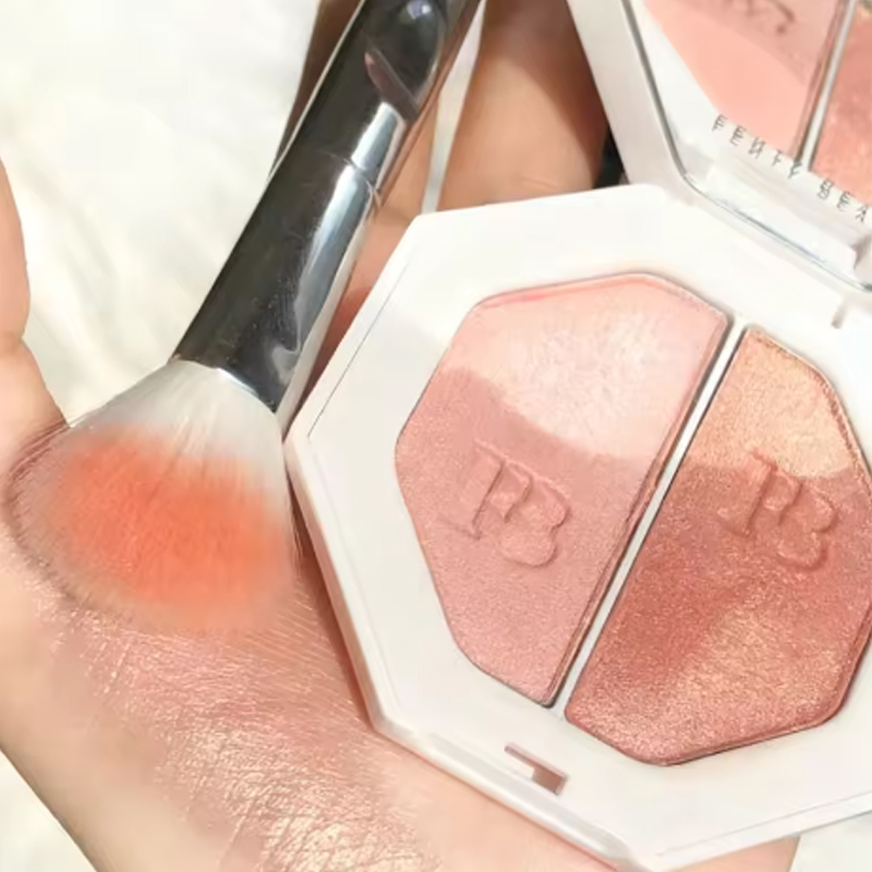 Fenty Beauty Portable Setting  - đánh giá và giá Fenty Beauty Makeup Highlighter