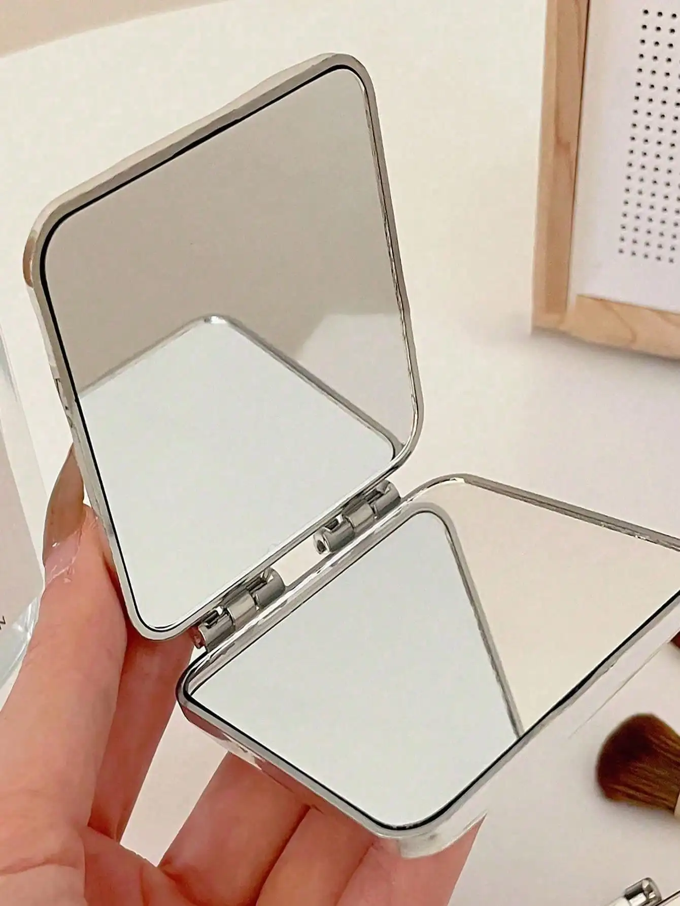 Portable Folding Makeup Mirror - đánh giá và giá Makeup Beauty Y2K Style